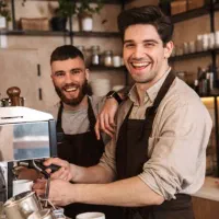 استخدام باریستا و سالنکار