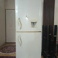 یخچال نیم فریزر