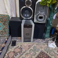 ظبط سونی شش خروجی. باند هیتاچی و سامسونگ