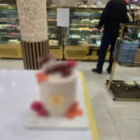 فروشنده قنادی