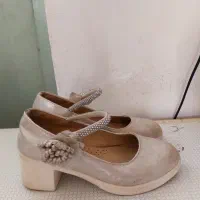 کفش بچه گانه