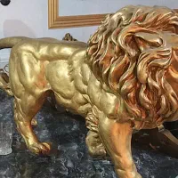 میز نهار خوری وبوفه ومجسمه