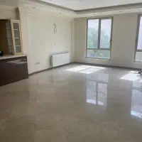 قلهک ۱۲۲متر ۳خواب چند قدمی مترو