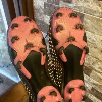 استوک فوتبال|کیف، کفش، کمربند|رشت, گلسار|دیوار