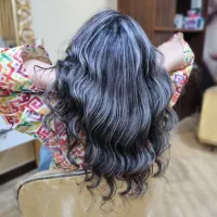 خدمات آرایشگری و زیبایی|خدمات آرایشگری و زیبایی|رشت, گلسار|دیوار
