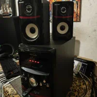 ضبط و باند خانگی Maxeeder