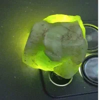 سنگ زمرد یازبرجدخام