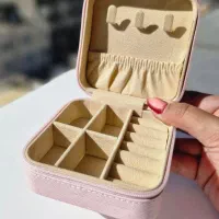 جاجواهری و جعبه بدلیجات