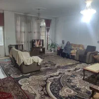 ۲ خوابه درب از ساختمان بازسازی شده تک برگ سند|فروش خانه و ویلا|شیراز, تندگویان|دیوار