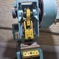 فروش پرس ۲۵ تن روسی