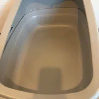ظرف خاک گربه