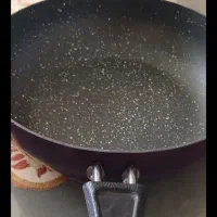 دو عدد ماهیتابه