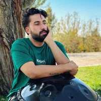 نوازنده و مدرس هنگ درام