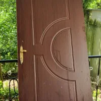 درب چوبی اتاق