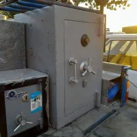 گاوصندوق اصلی دستگیره هرزگردرمزامریکایی کلیدتاشو