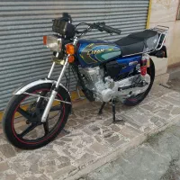 ۱۲۵.۱۵۰ موتور هوندا ۲۰۰cc برند لیفان در حد خشک|موتورسیکلت|رشت, گلباغ نماز|دیوار