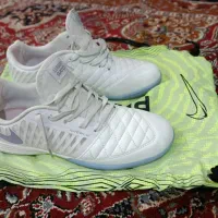 کفش لونارگتو نونو است