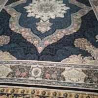 قالی گل برجسته