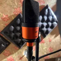 استدیو ضبط صدا/تنظیم کننده/آهنگساز حرفه ای