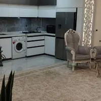 فروش آپارتمان ۹۰ متری ۲ خوابه طبقه ۱ در نبوی منش