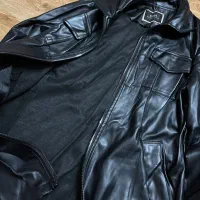 کاپشن چرم|لباس|رشت, پیرسرا|دیوار