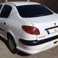 206 SD V8 مدل۹۰ یک گلگیر رنگ شاسیها پلمپ|خودرو سواری و وانت|مشهد, هنرور|دیوار