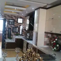 آپارتمان 185 متری طبقه اول