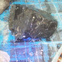 کسی میدونه این چه سنگی هست|فعالیت داوطلبانه تحقیقاتی|تهران, قزل قلعه|دیوار