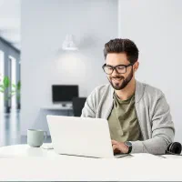 خدمات کافی نت و اینترنتی سفیر نت