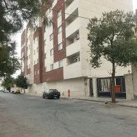 دو خواب ۱۰۰ متری