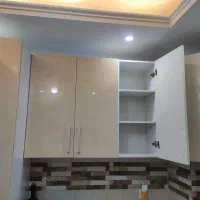 کابینت های گلس ترک کاملا سالم بدنه و درب ها