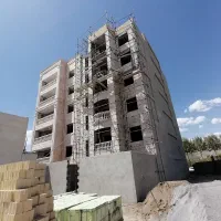 شاگرد سنگ کار.