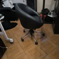 صندلی چرخ دار چرمی|مبلمان اداری|رشت, سعدی (تختی)|دیوار