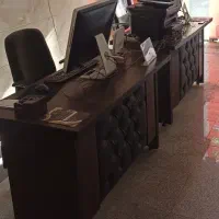 میز مدیریت و صندلی|دفتر کار|اندیشه, اندیشه فاز ۱|دیوار