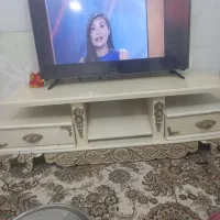 میز تی کار کرده ولی تمیزو سالم