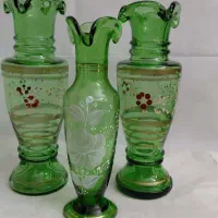 گلدان قدیمی بلوری