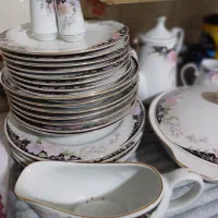 ظروف غذا خوری ژاپنی