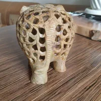 مجسمه سنگی فیل سه عدد در هم