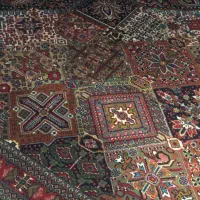 قالی ۷۰۰ شانه در حد نو