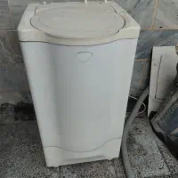 یک عدد ماشین لباسشویی مارک بوش