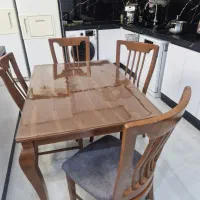 میز ناهارخوری