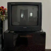 تلویزیون صنام ۲۱ اینچ به همراه میز