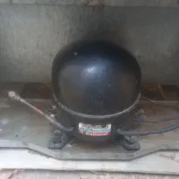 یخچال قدیمی برفک دار|یخچال و فریزر|چمران, |دیوار