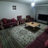 مبل ۷ نفره همراه با عسلی ومیز ناهار خوری۸ نفره|مبلمان خانگی و میز عسلی|تهران, شهید فکوری|دیوار