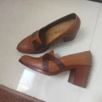 کفش چرم اداری خوش رنگ و خیلی شیک و نو