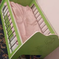 تخت کودک در حد نو|تخت و صندلی بچه|گنبد کاووس, |دیوار