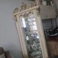 بوفه چوبی کرمی رنگ