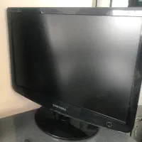 مانیتور و موس و کیبورد