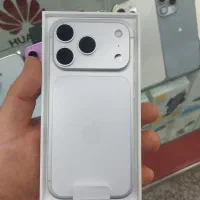 ۱۷پرو ۲۵۶گیگ zaa