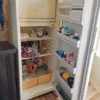 یخچال قدیمی|کلکسیون اشیاء عتیقه|اهر, |دیوار